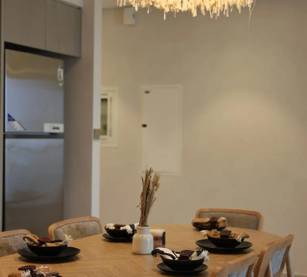 2Br Luxe Sea View Bohemianstyle Apartment Dubai