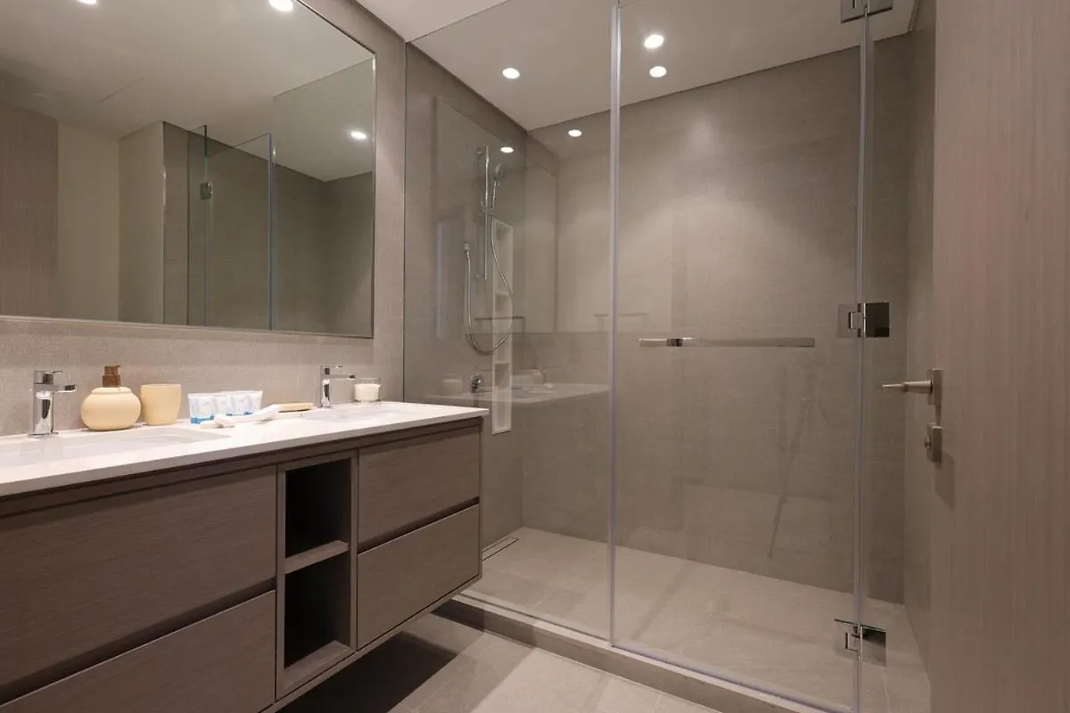 2Br Luxe Sea View Bohemianstyle Apartment Dubai